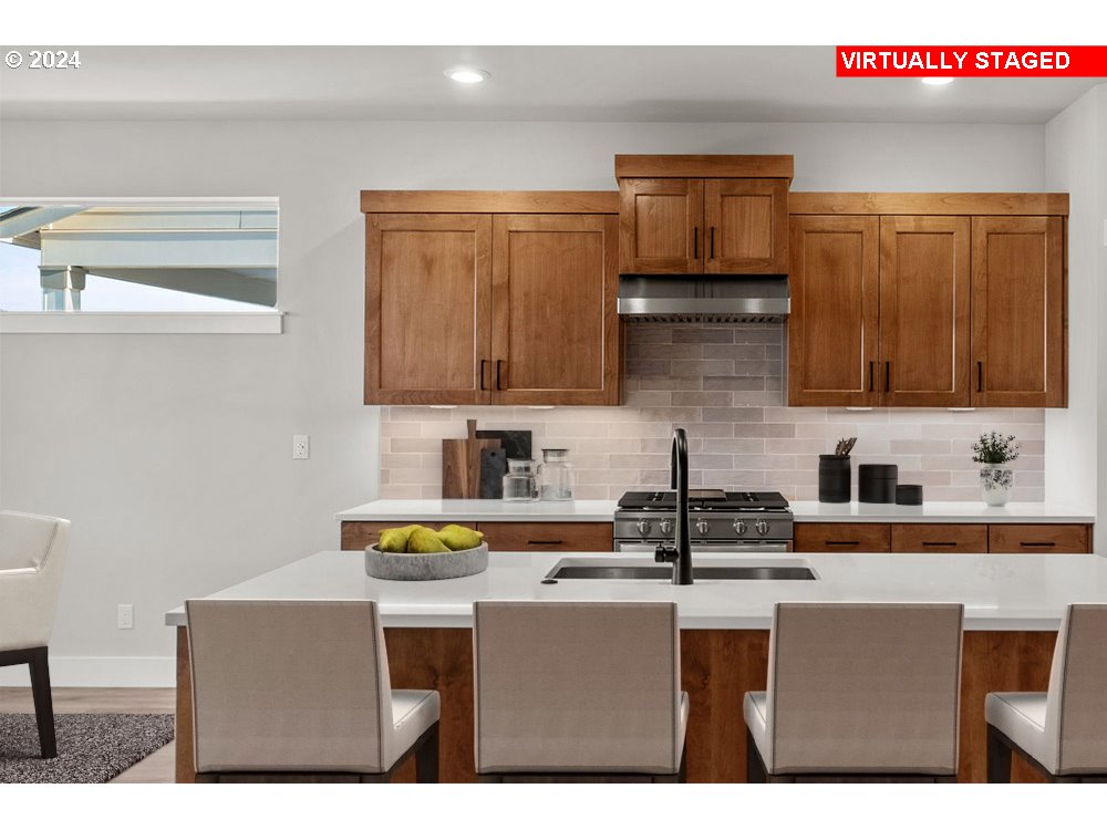 1165 SE 22nd AVE