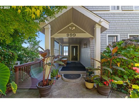 999 N 3RD ST Coos Bay OR 97420