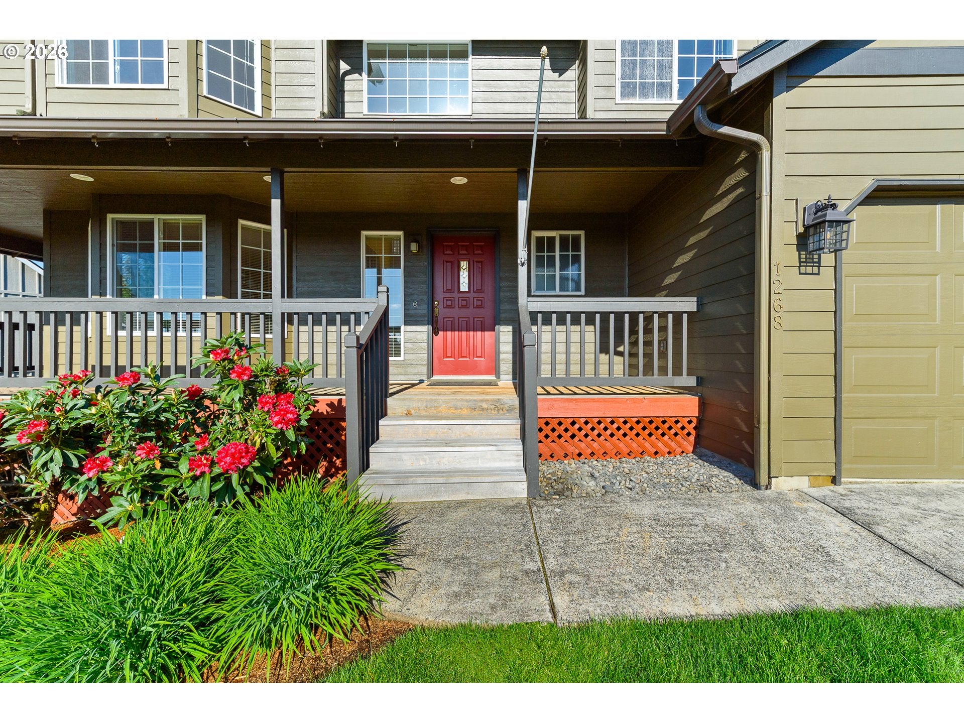 1268 E SPENCER CT