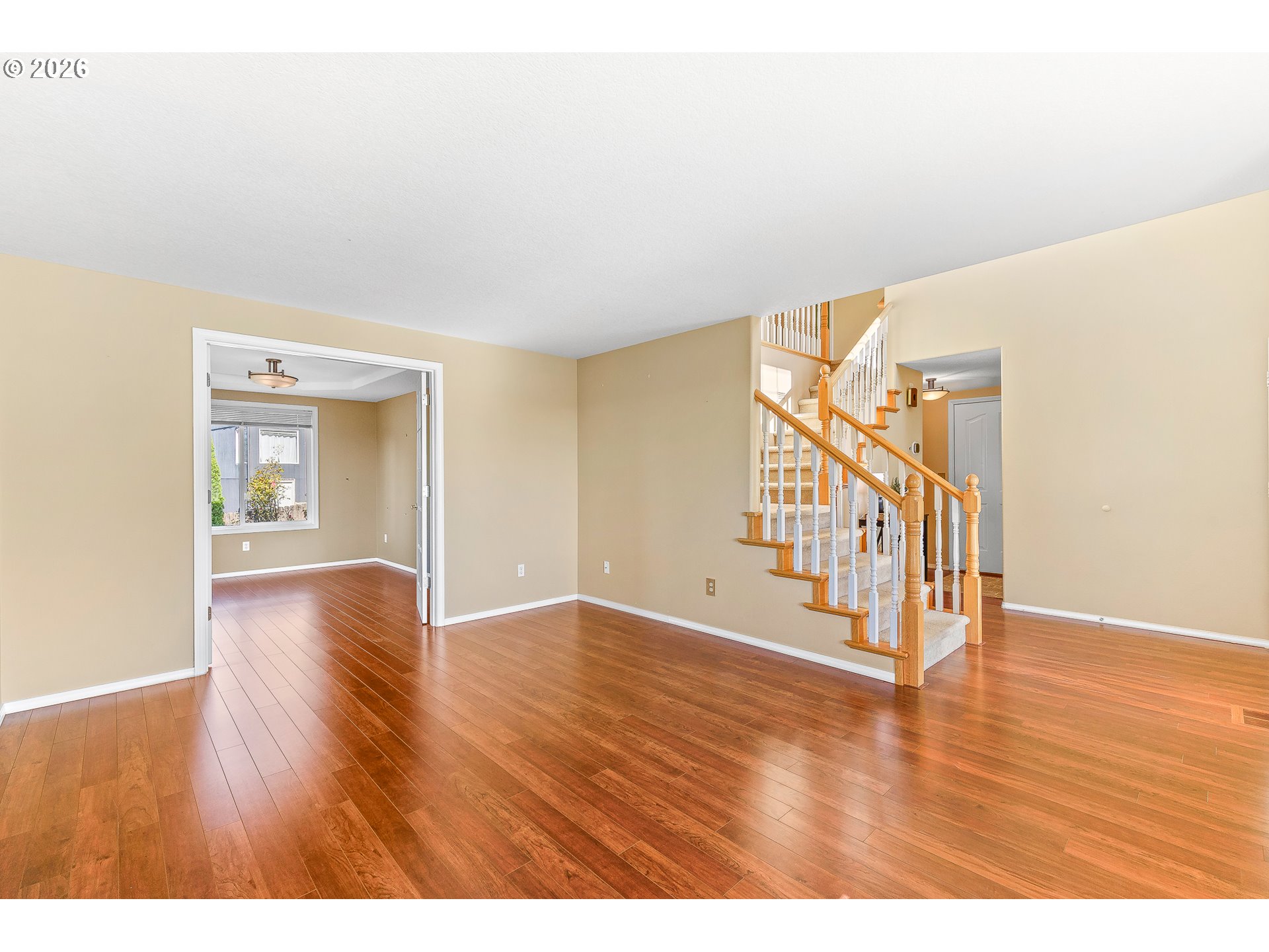 1268 E SPENCER CT