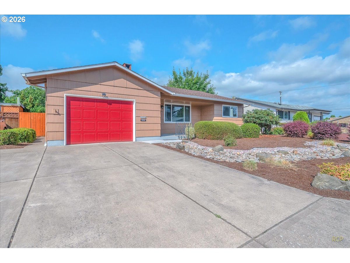 943 OREGON WAY