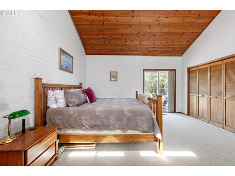 Tiny photo for 36189 Highway 58, Pleasant Hill, OR 97455 (MLS # 433597900)