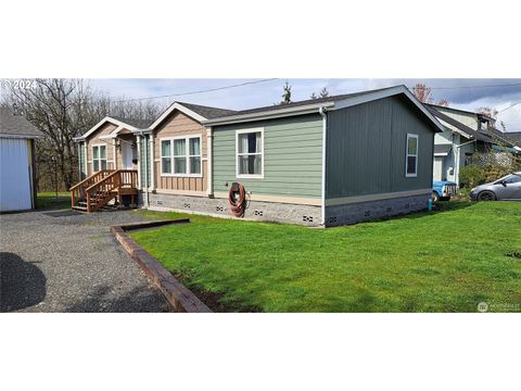 A home in Chehalis