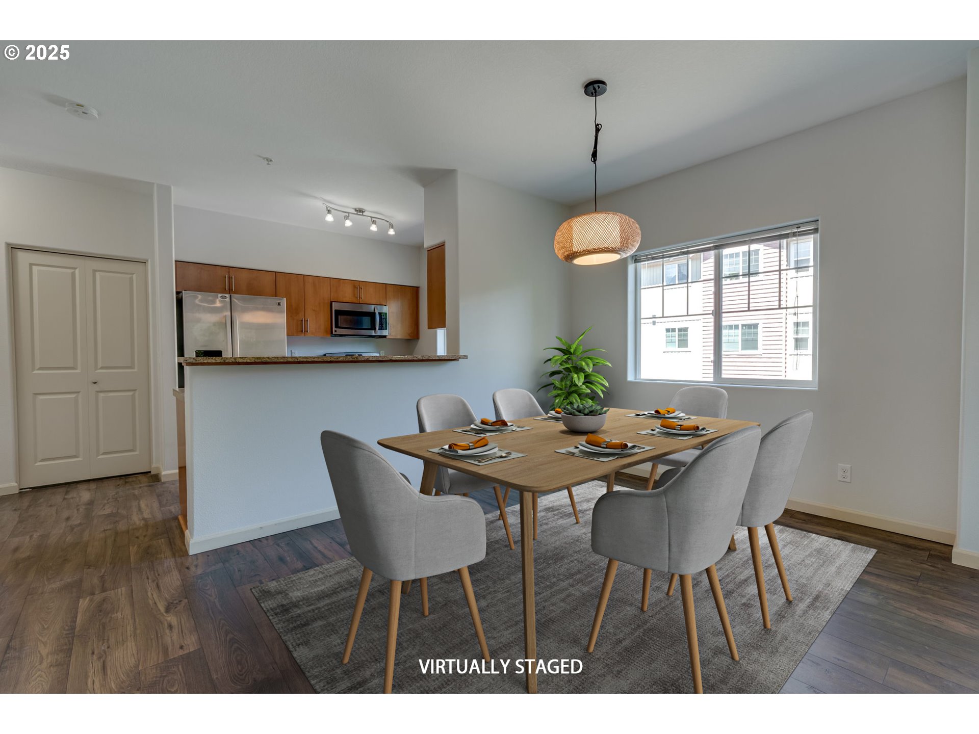 10834 NE HOLLY ST 201