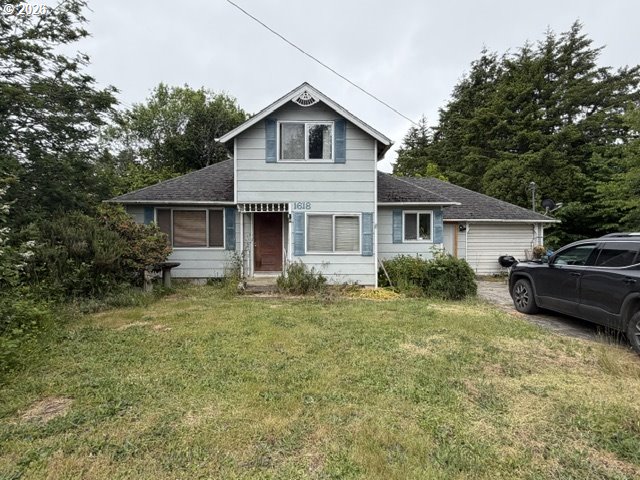 1618 N DOGWOOD ST