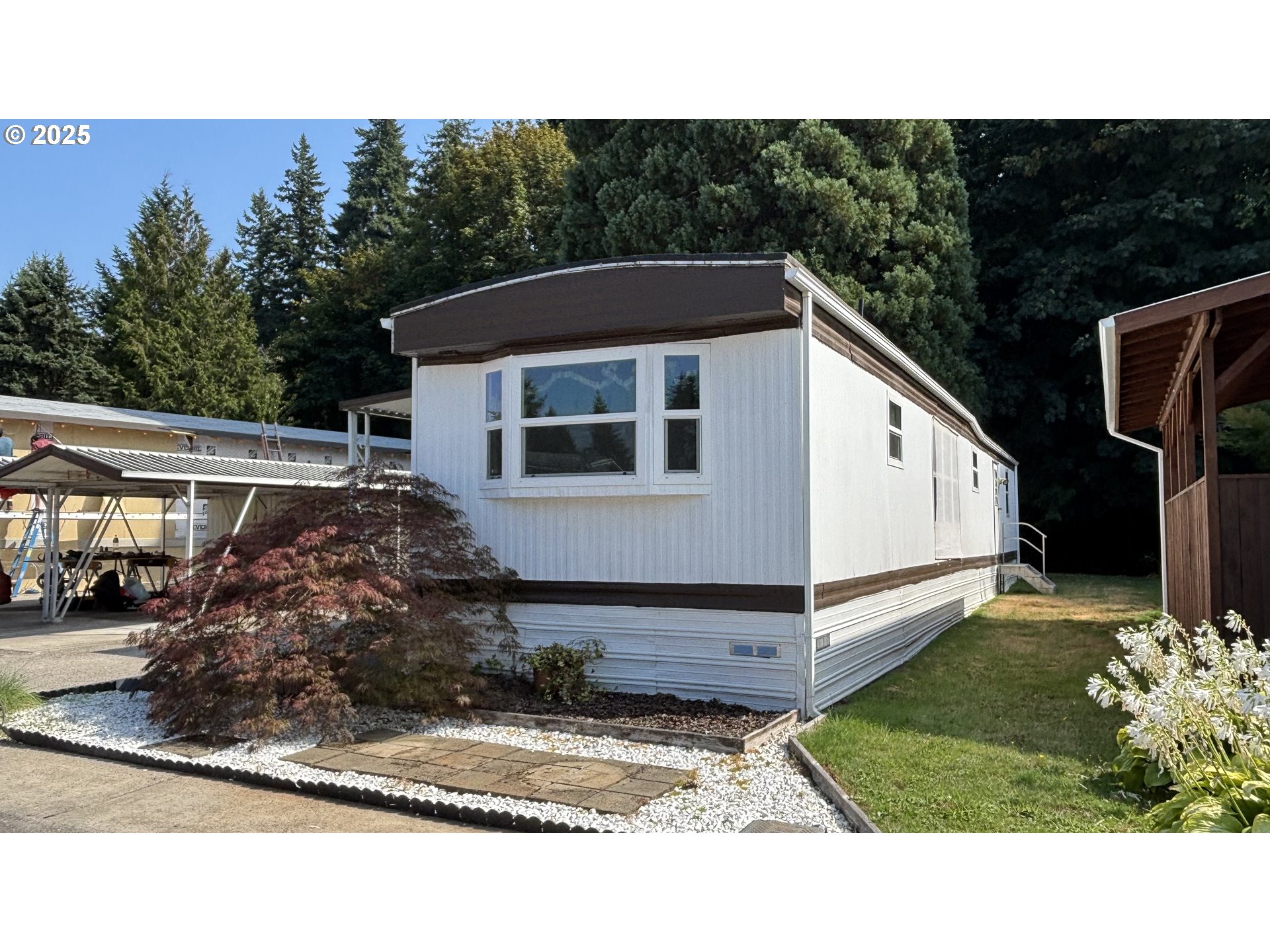 17655 SE BLUFF RD 33