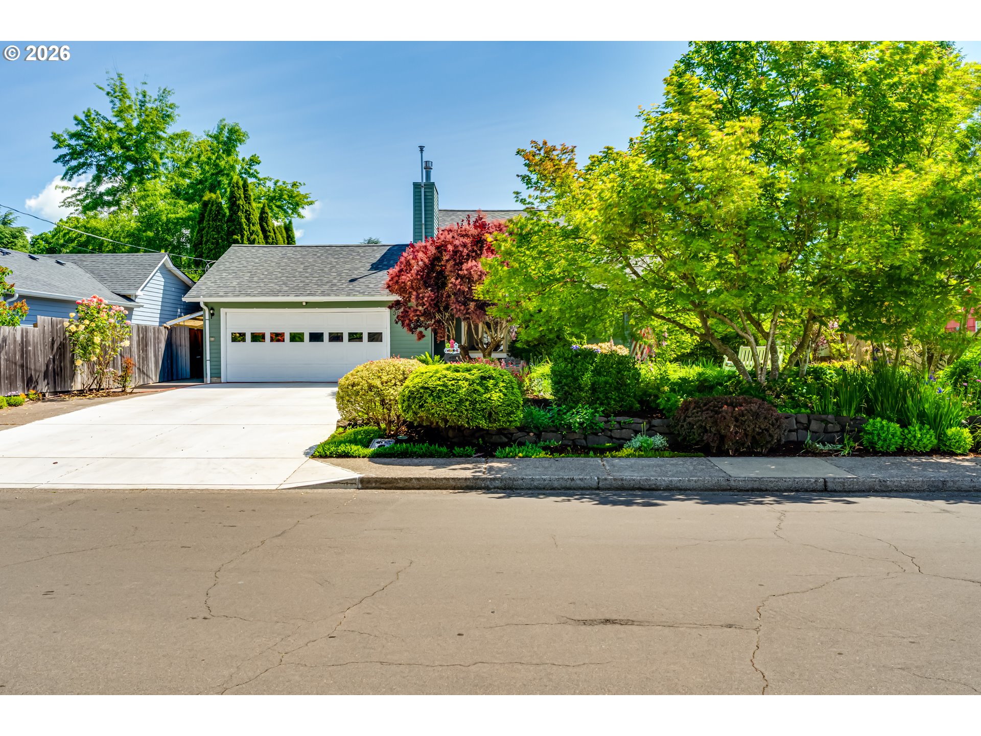 393 SUNSHINE ACRES DR