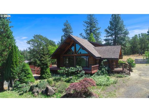 A home in Mosier