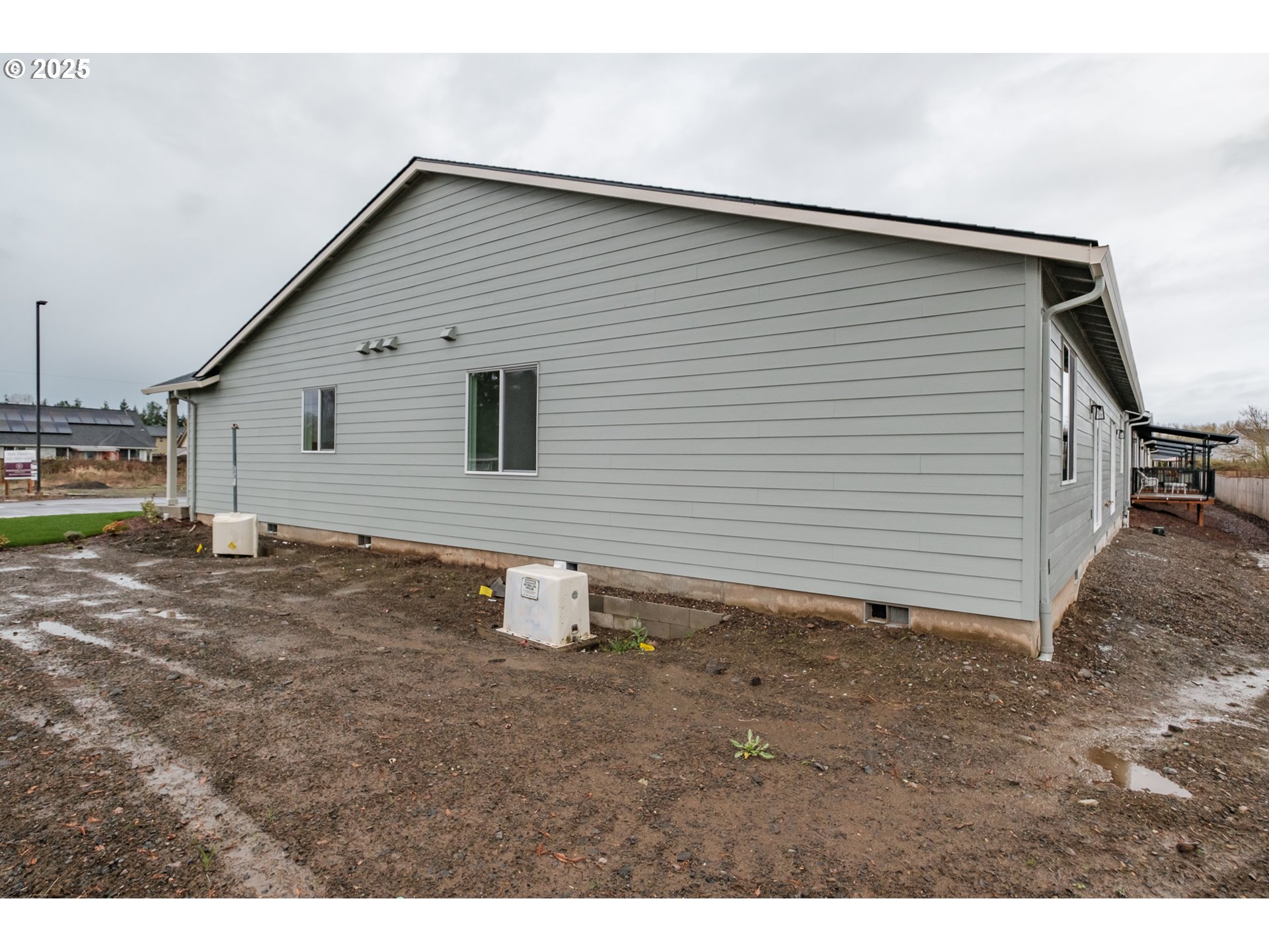 Lebanon, Oregon 97355, United States, 6 Bedrooms Bedrooms, ,4 BathroomsBathrooms,Residential,Active,77629