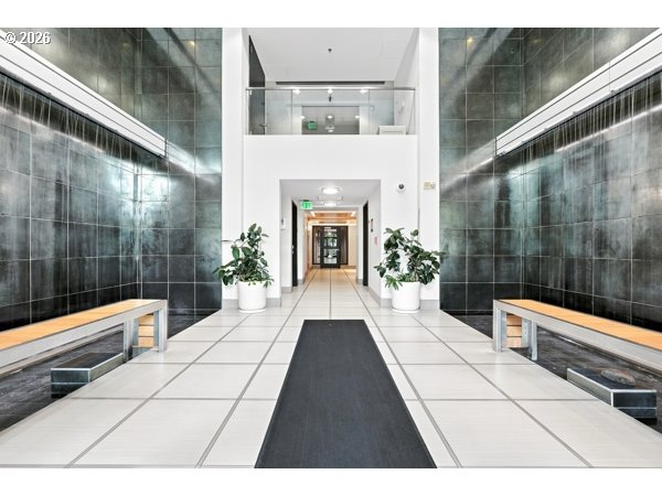 1310 NW NAITO PKWY 307A