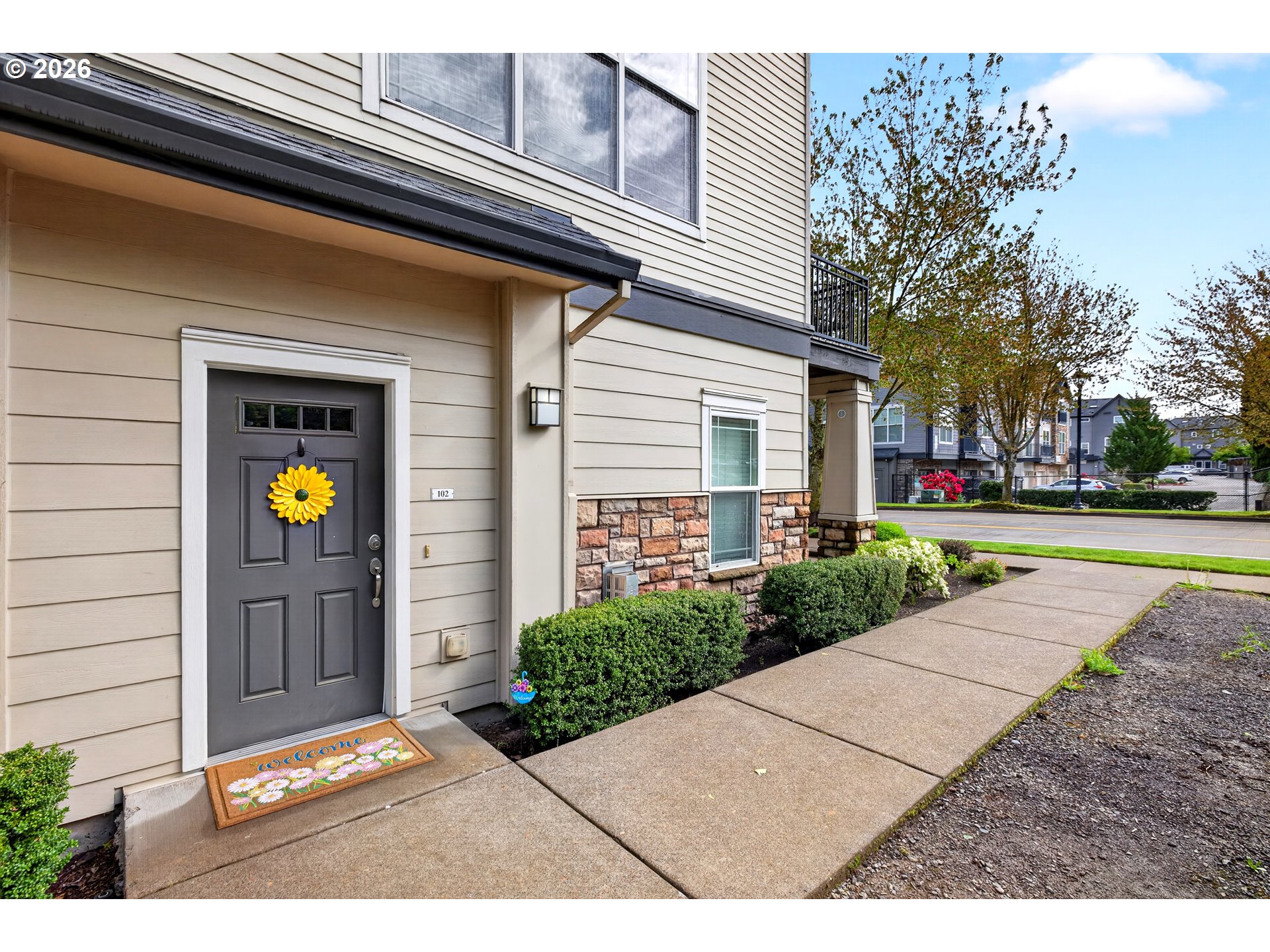 102 NE CANVASBACK WAY