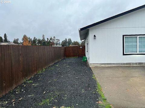 A home in Cottage Grove