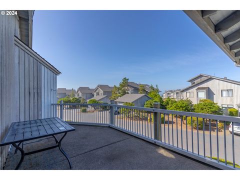 A home in Depoe Bay