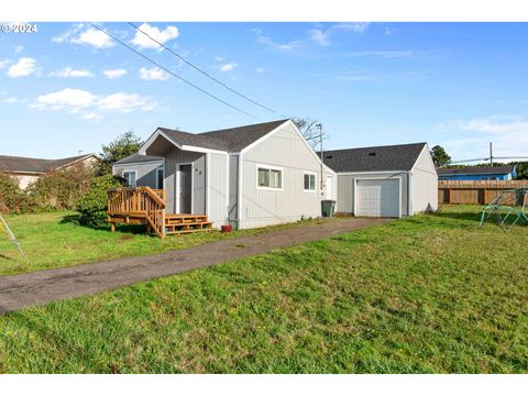 A home in Coos Bay