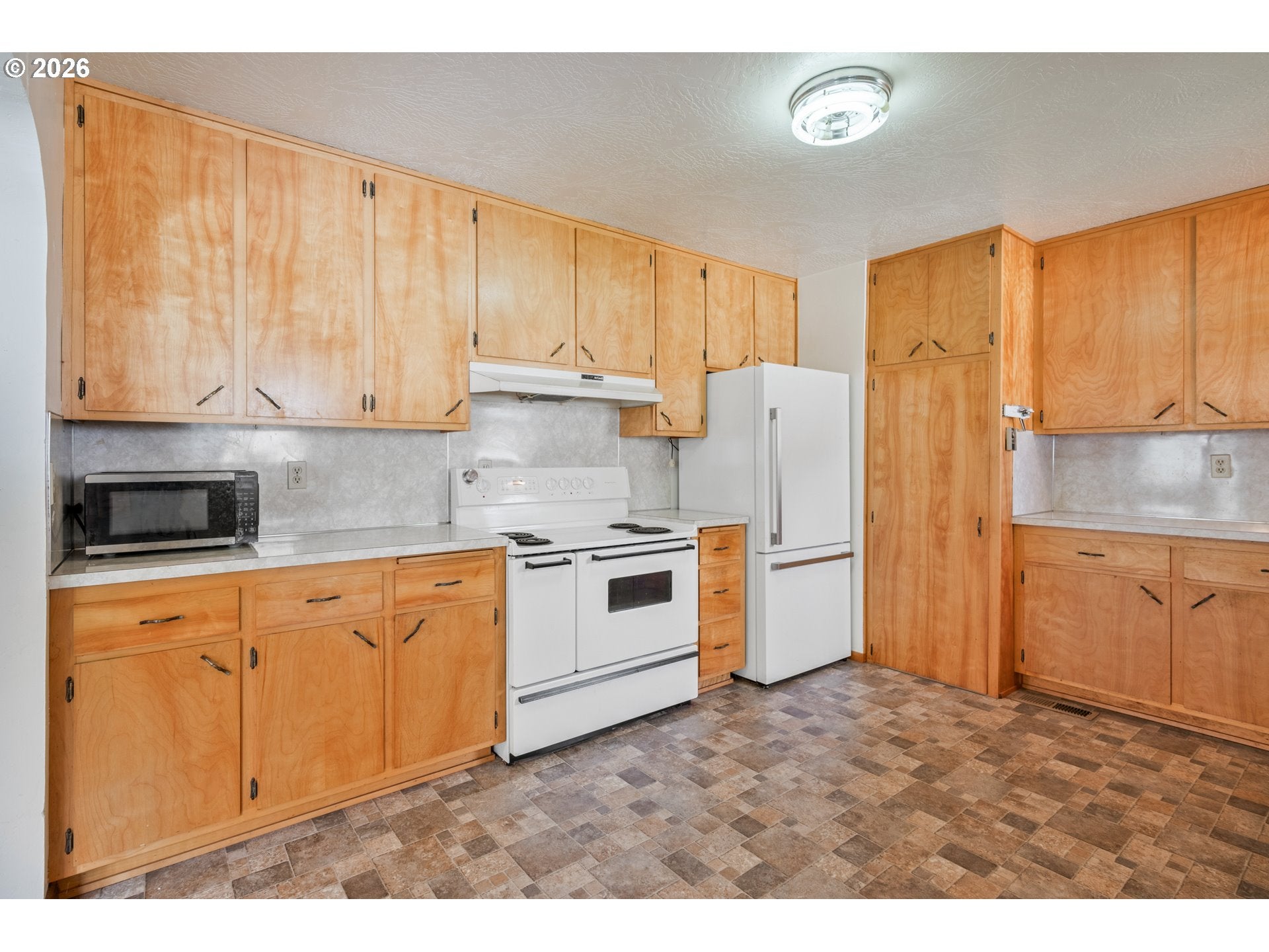 134 BULAND DR