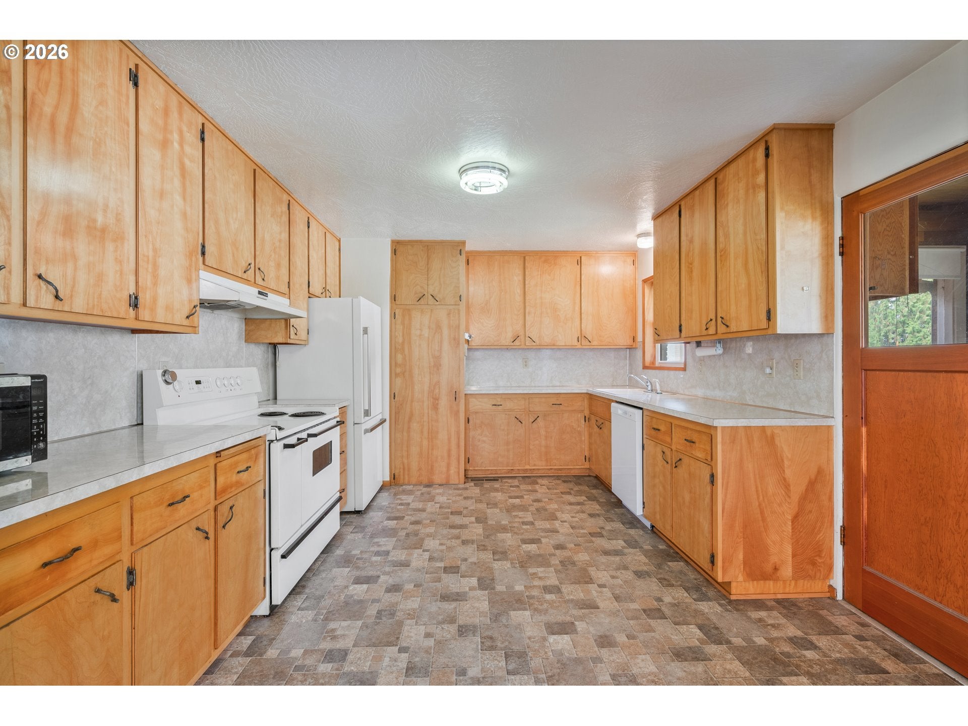 134 BULAND DR