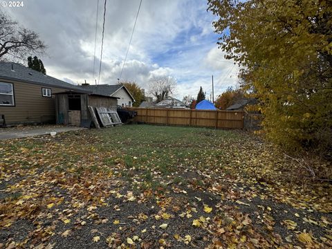 A home in Goldendale