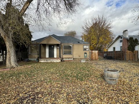 A home in Goldendale