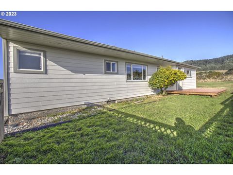 A home in Gold Beach