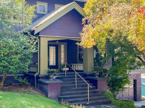 1235 SE CASS AVE Roseburg OR 97470