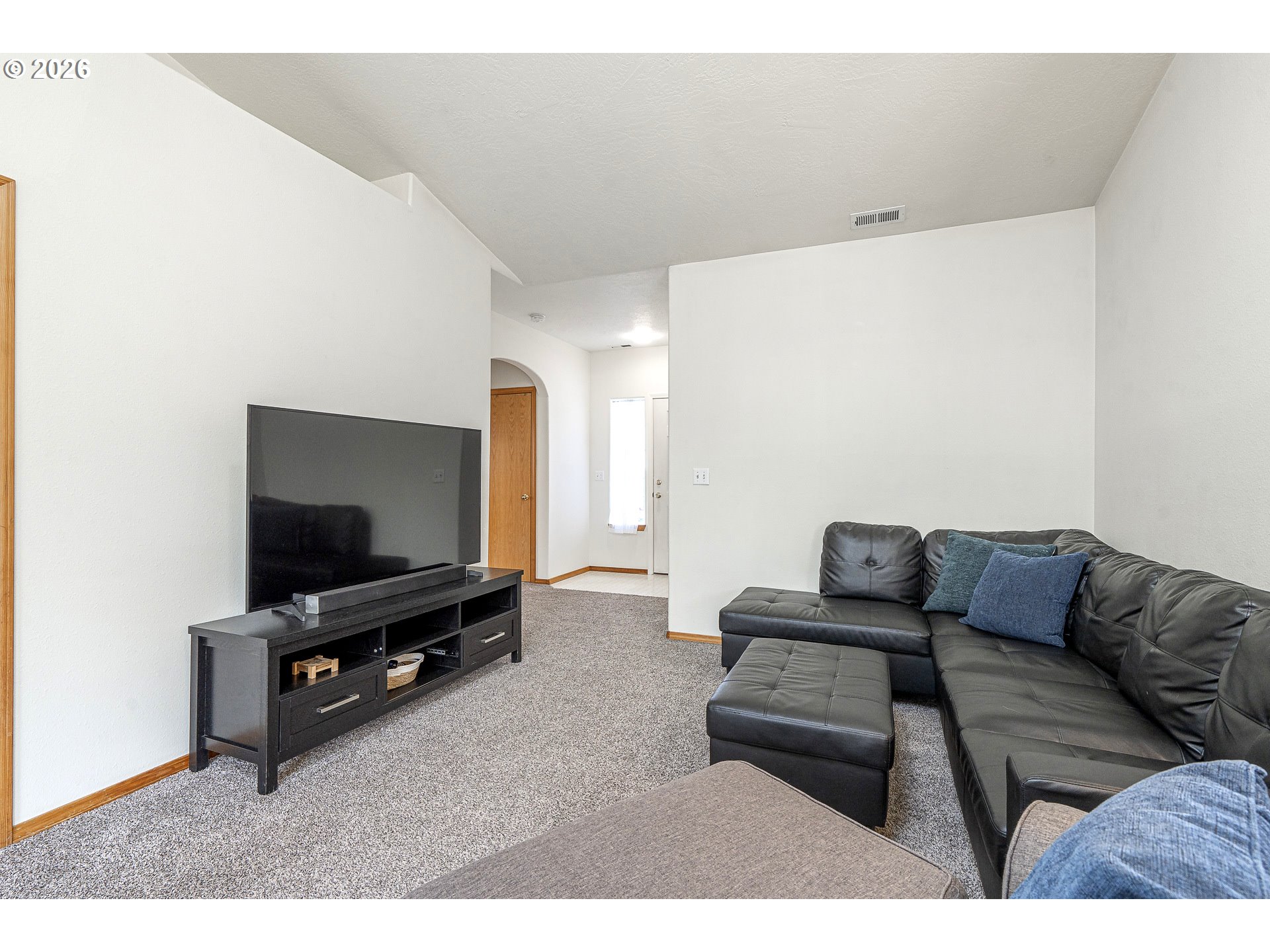2205 PARKER PL