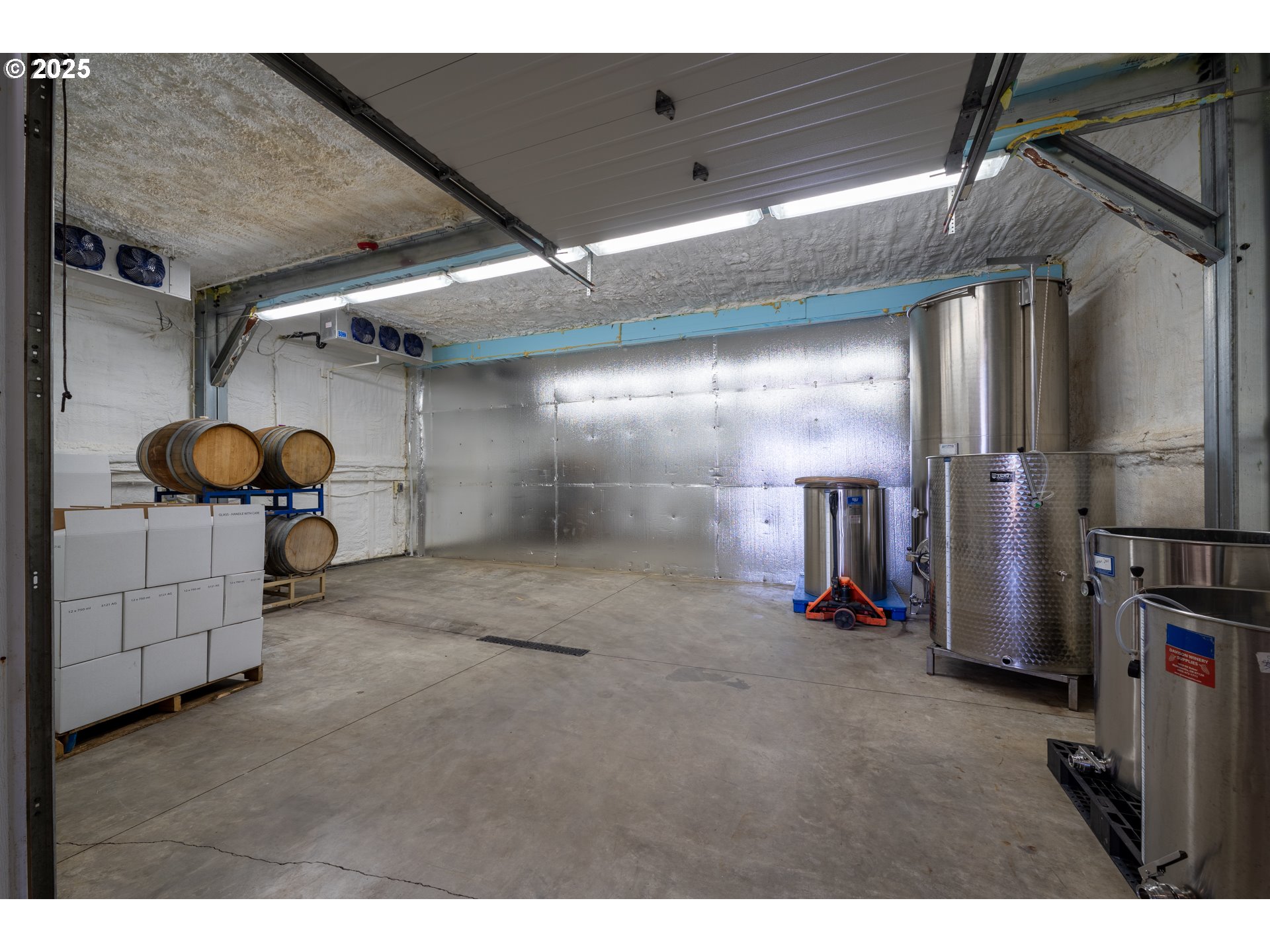 Carlton, Oregon 97111, United States, 3 Bedrooms Bedrooms, ,2 BathroomsBathrooms,Residential,Active,122552