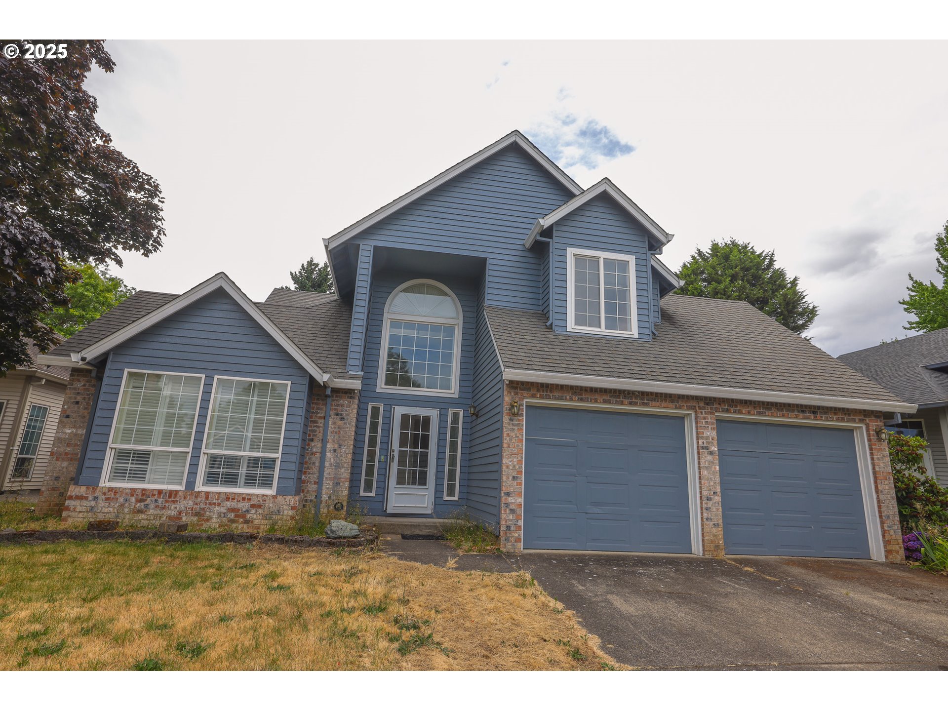 1708 SE SOLOMON LOOP
