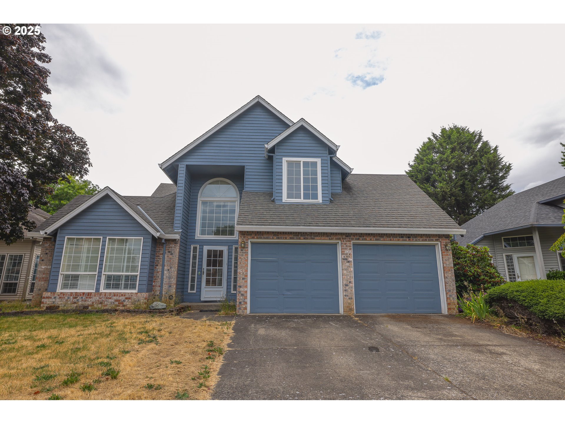 1708 SE SOLOMON LOOP
