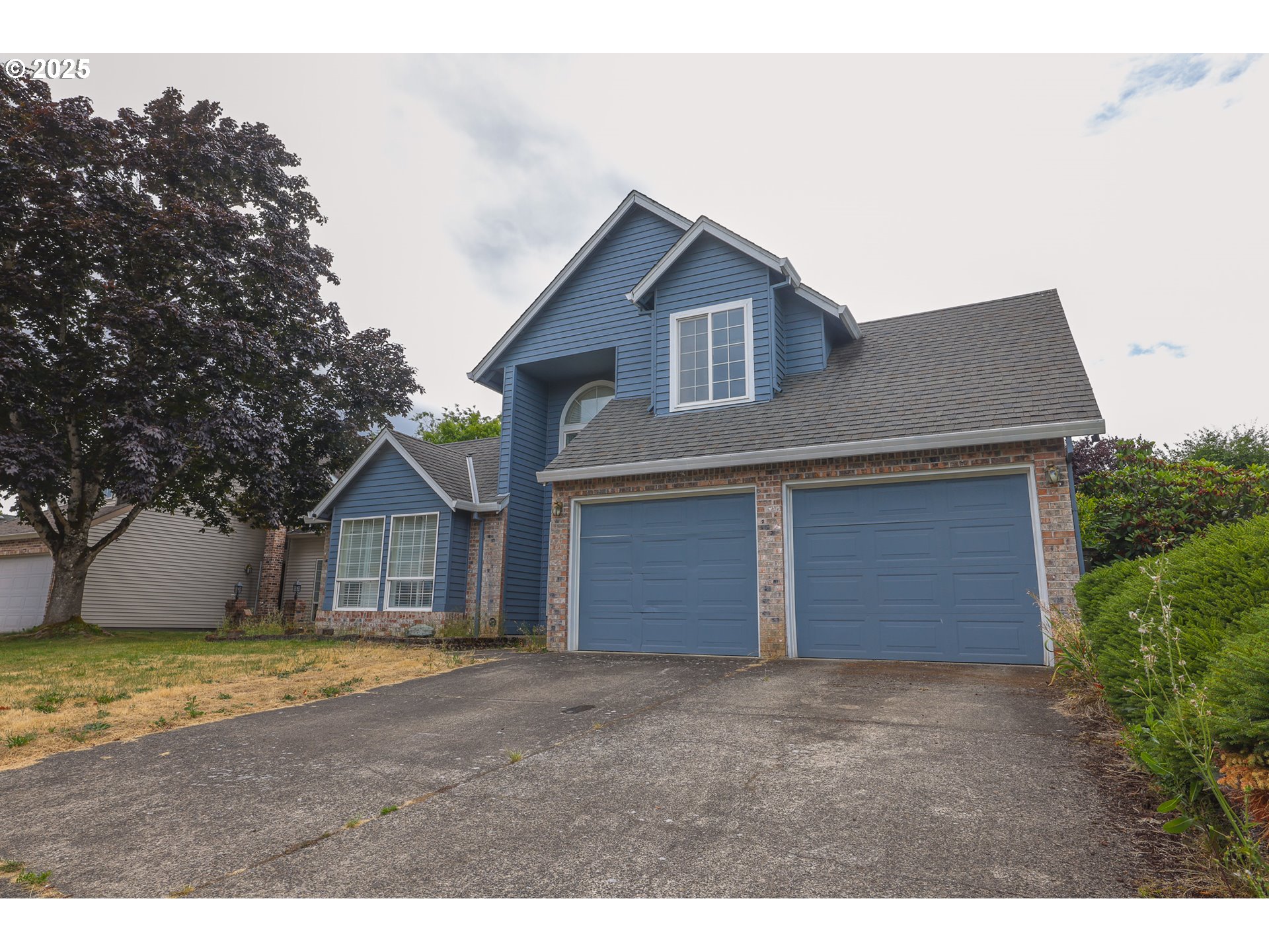 1708 SE SOLOMON LOOP