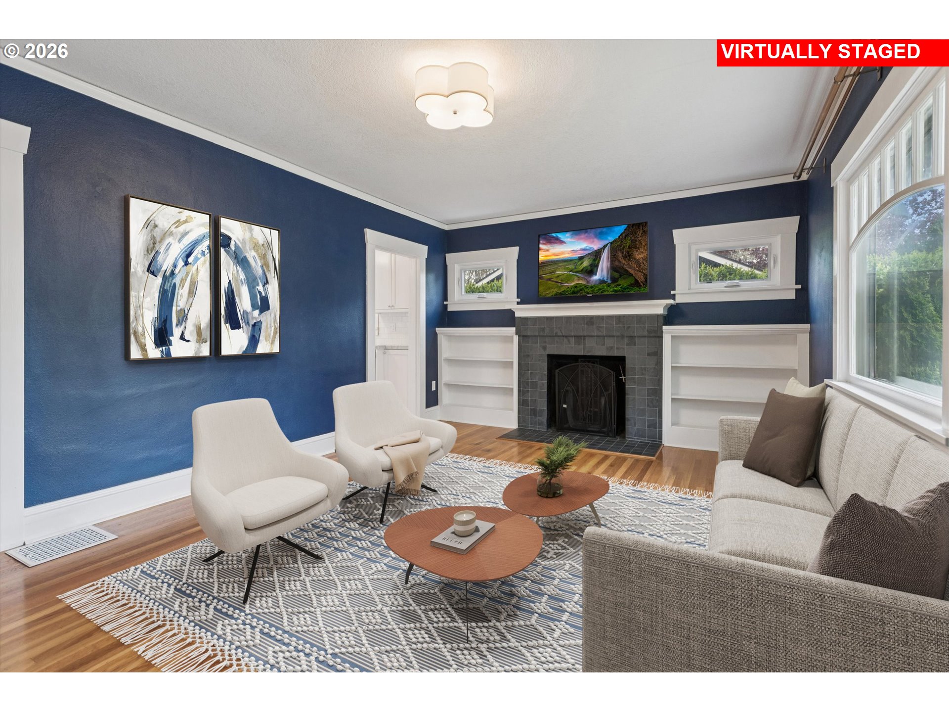 4815 SE CESAR E CHAVEZ BLVD