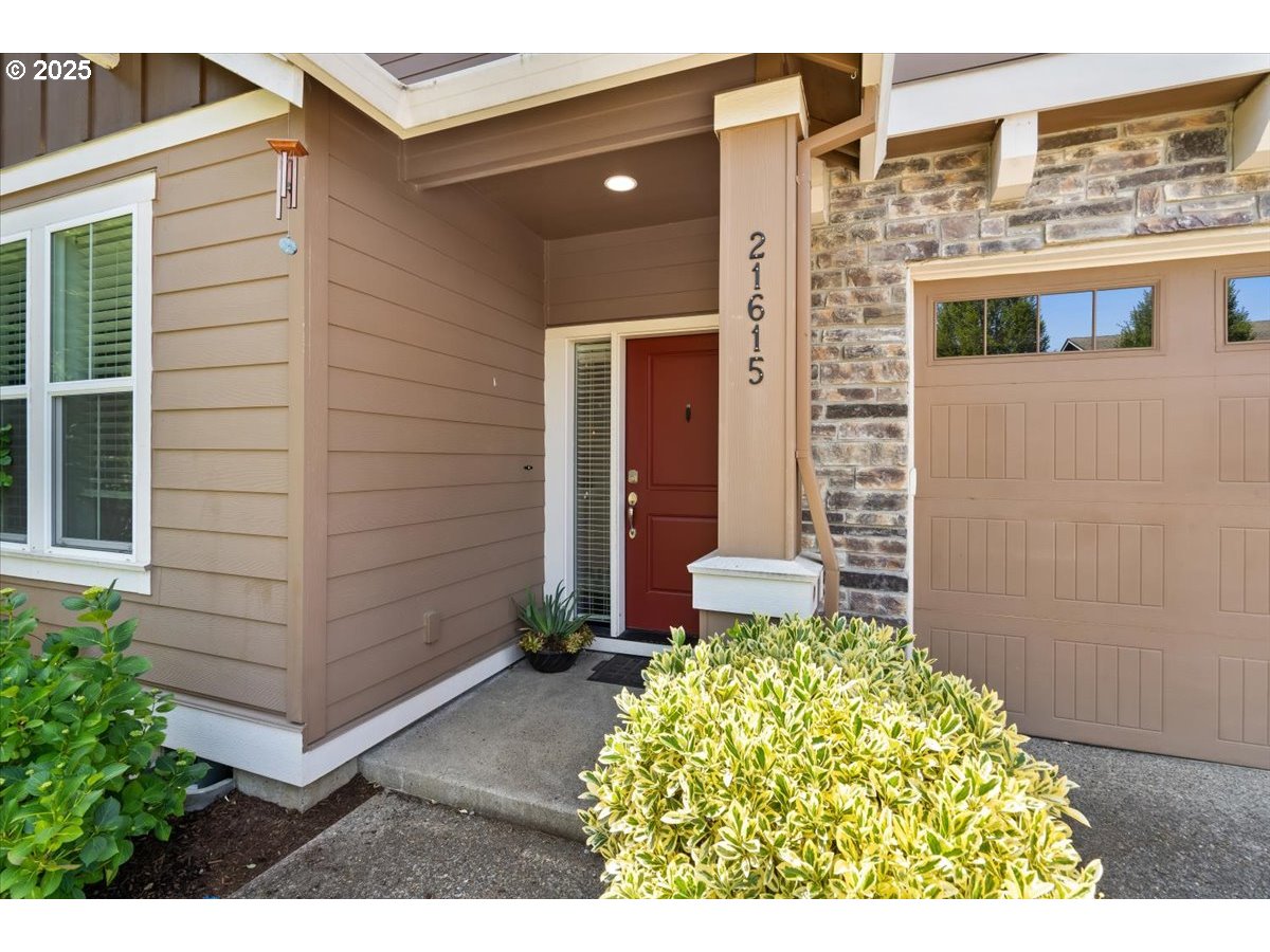 21615 SW DERBY TER