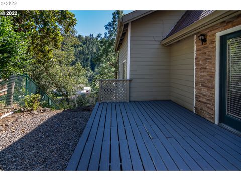 A home in Roseburg