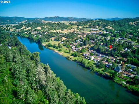 A home in Roseburg