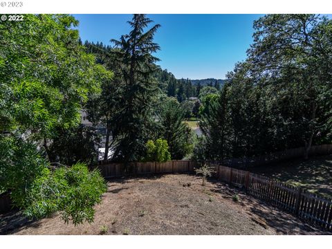 A home in Roseburg