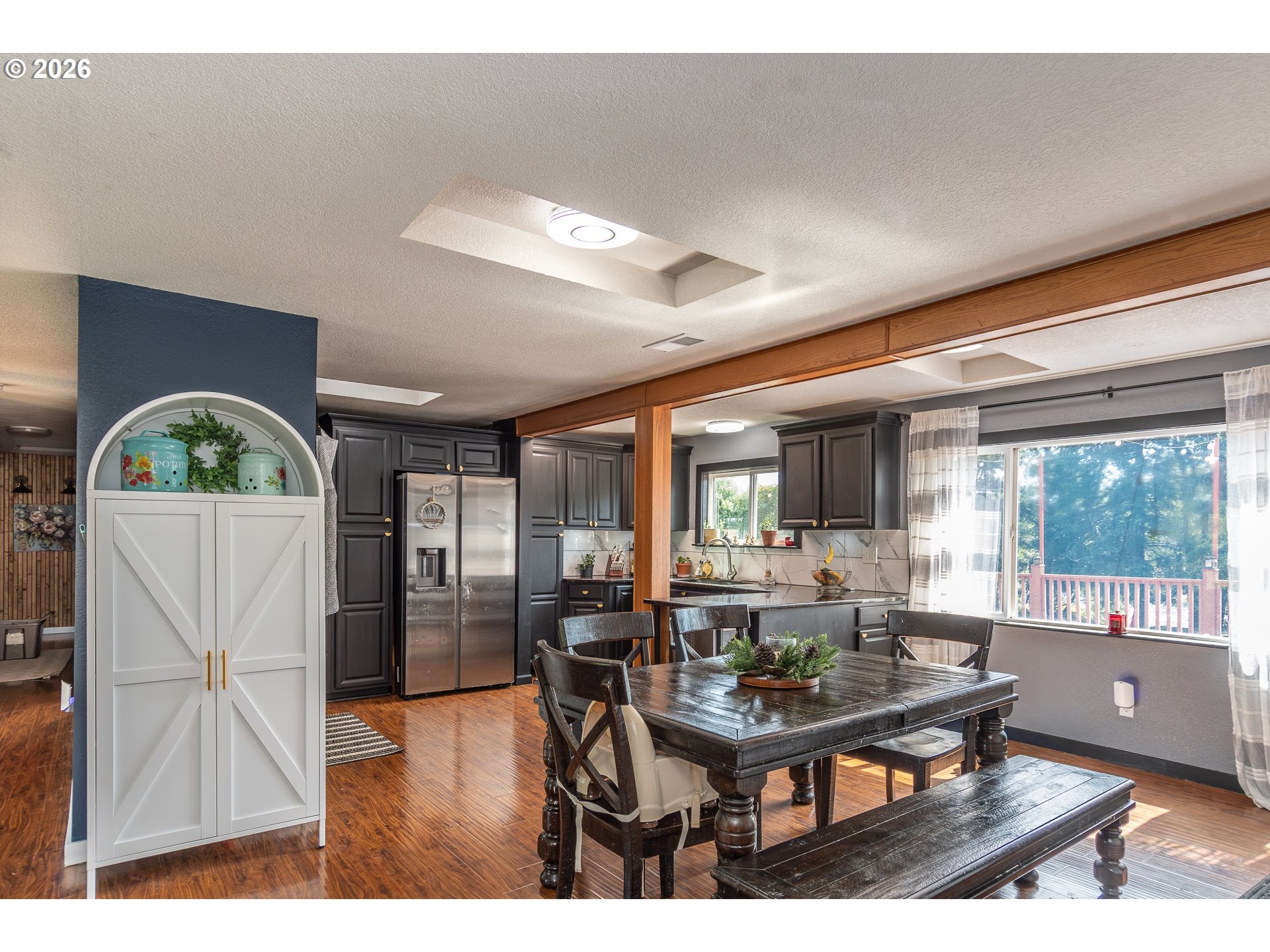 2150 DEL RIO RD