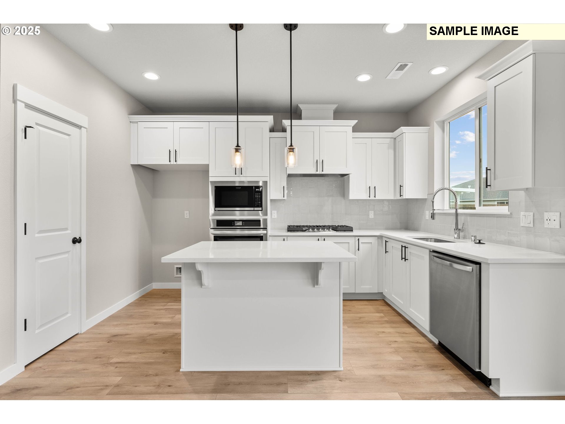 2817 NE Claire RD 208