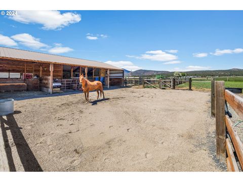 A home in Prineville