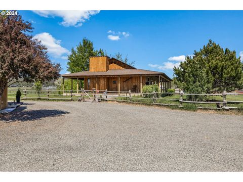 A home in Prineville