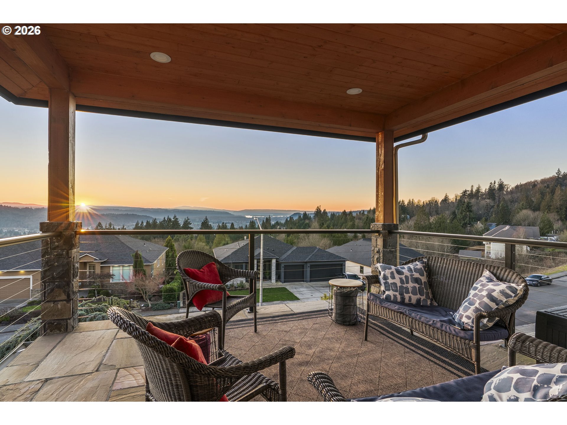 257 CURTIS DR