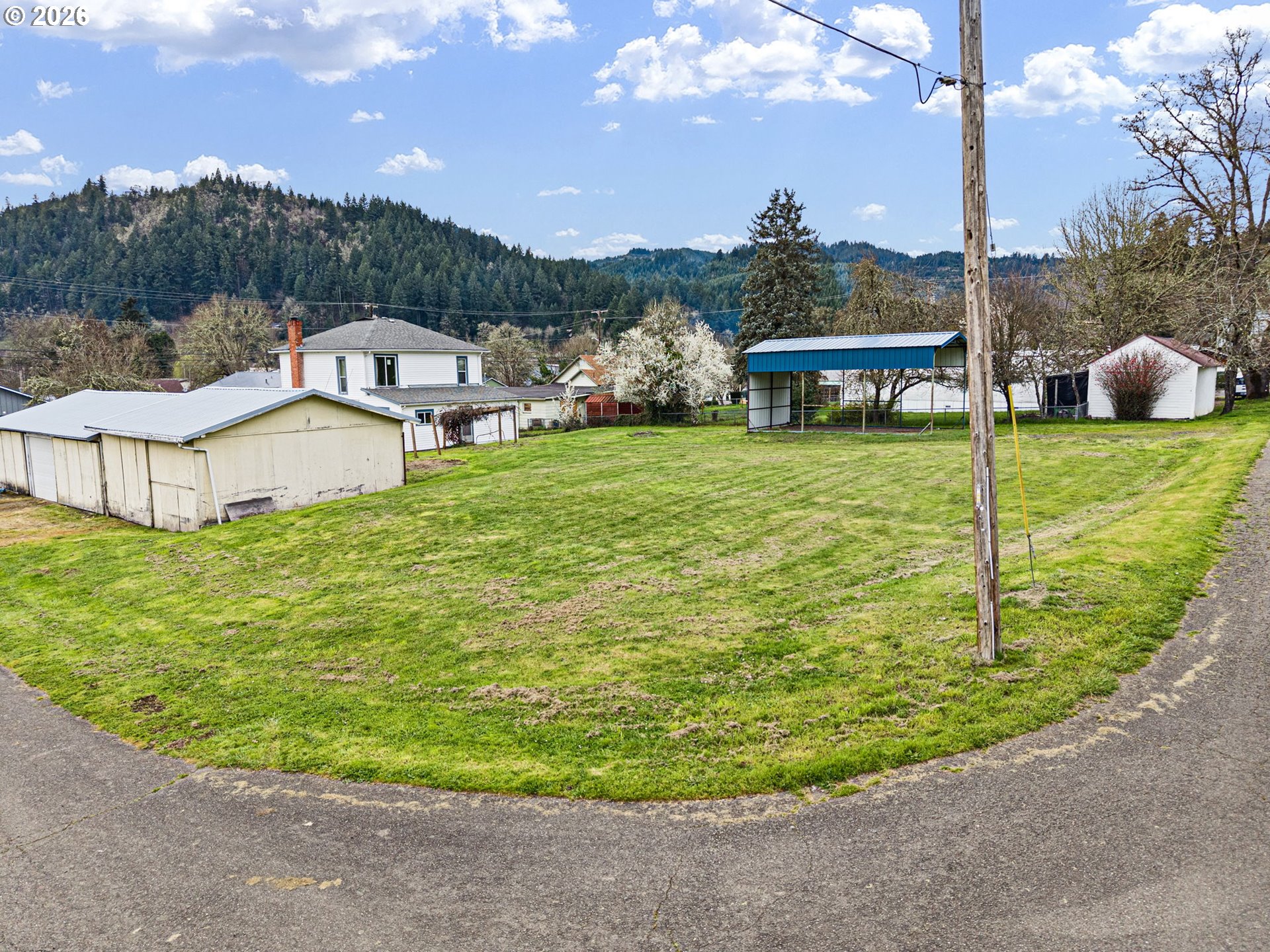 200 HEDRICK CREEK AVE