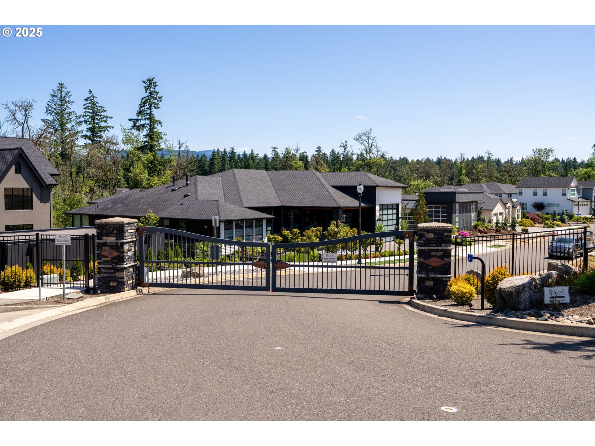 3601 NW CAMAS MEADOWS DR