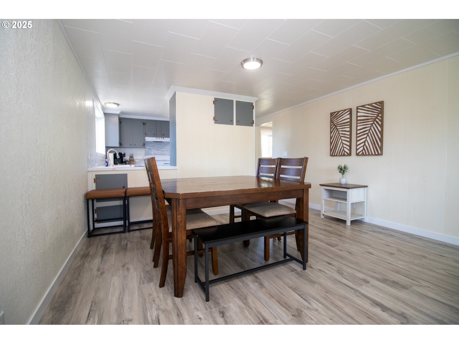 Florence, Oregon 97439, United States, 5 Bedrooms Bedrooms, ,3 BathroomsBathrooms,Residential,Active,257138