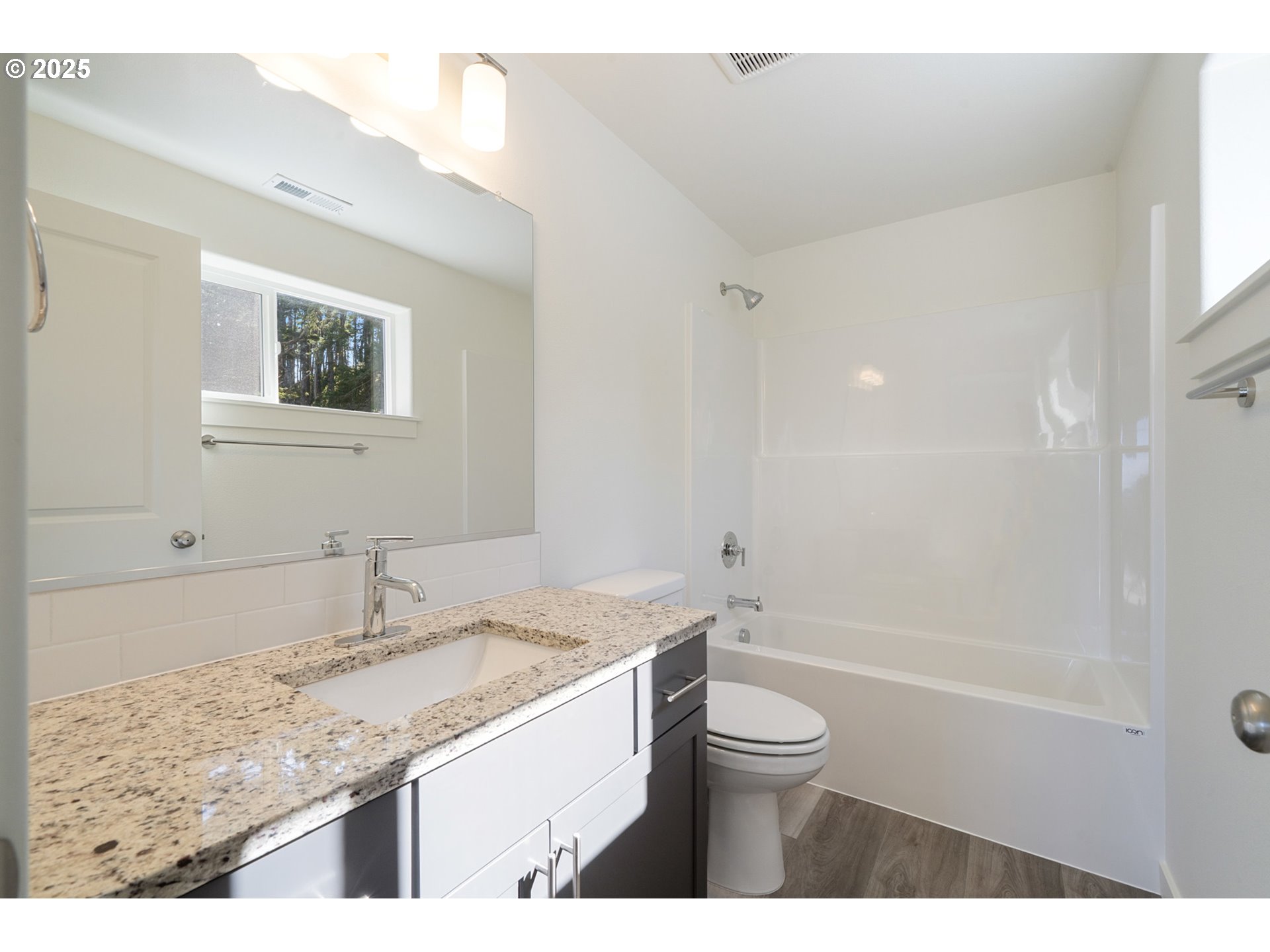 Oceanside, Oregon 97134, United States, 3 Bedrooms Bedrooms, ,3 BathroomsBathrooms,Residential,Active,117496