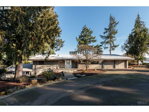 555 GREY CLIFFS DR St Helens OR 97051