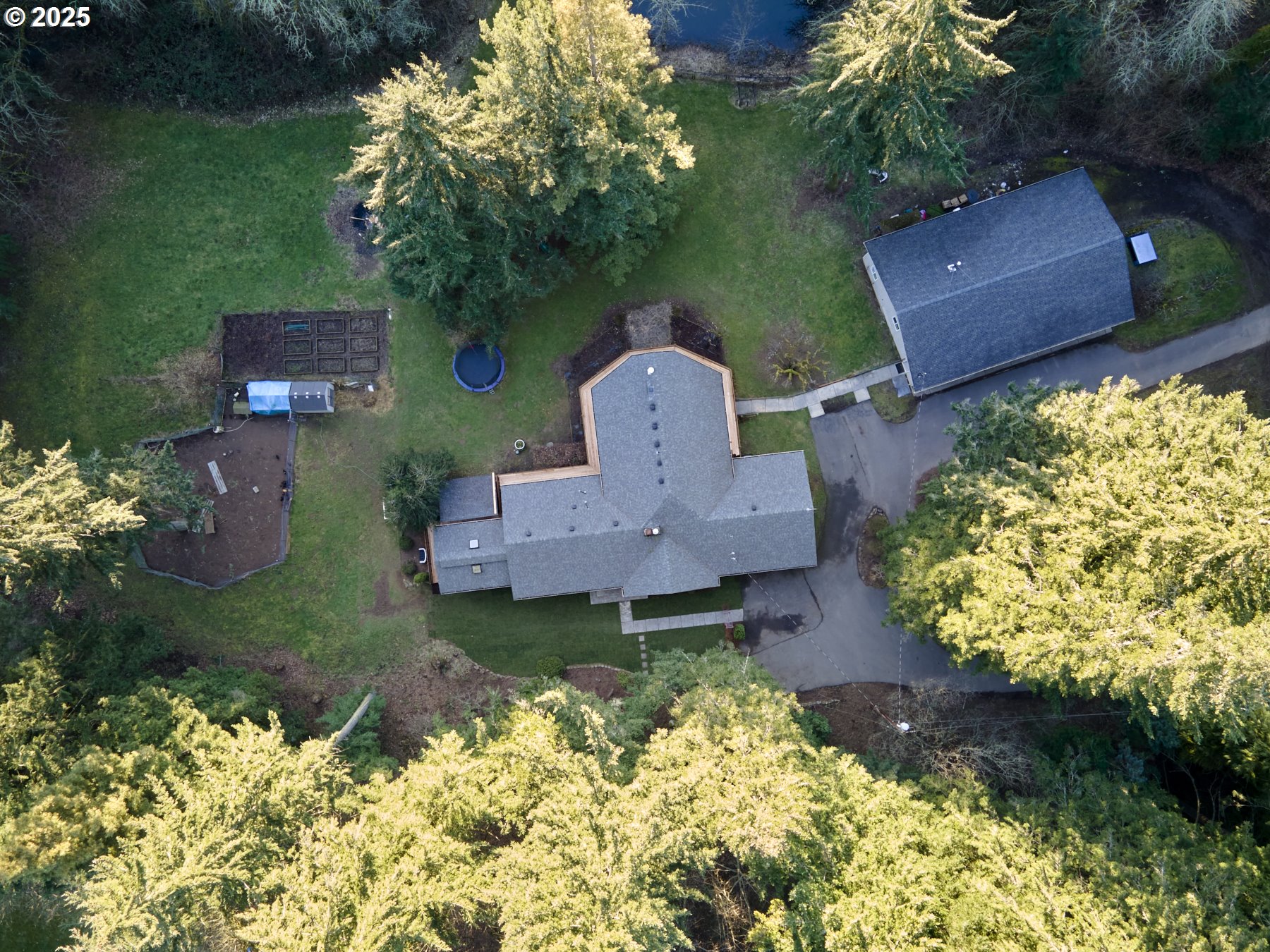 2605 NE 189TH ST