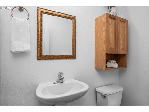 Tiny photo for 48489 Hiland Ranch Dr, Oakridge, OR 97463 (MLS # 223900724)