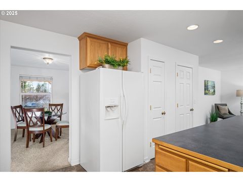 Tiny photo for 48489 Hiland Ranch Dr, Oakridge, OR 97463 (MLS # 223900724)