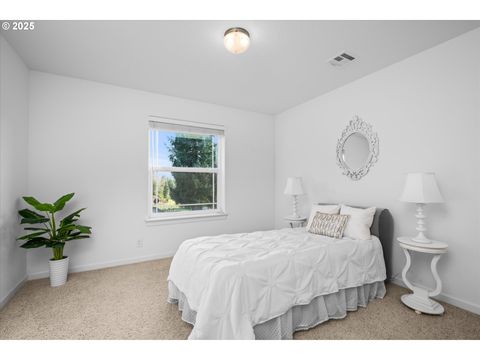 Tiny photo for 48489 Hiland Ranch Dr, Oakridge, OR 97463 (MLS # 223900724)