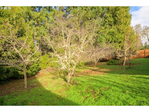 Tiny photo for 48489 Hiland Ranch Dr, Oakridge, OR 97463 (MLS # 223900724)