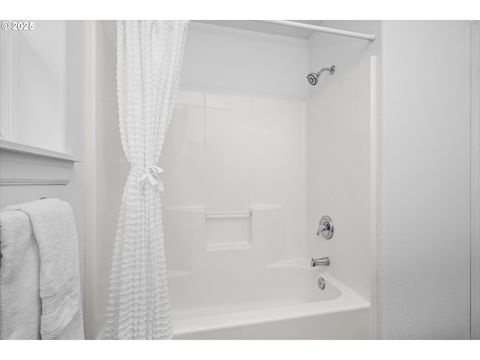 Tiny photo for 48489 Hiland Ranch Dr, Oakridge, OR 97463 (MLS # 223900724)